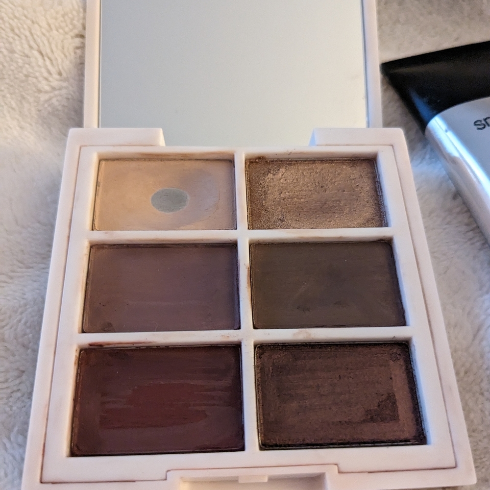 Smashbox & Ilia products - Picture 3 of 4